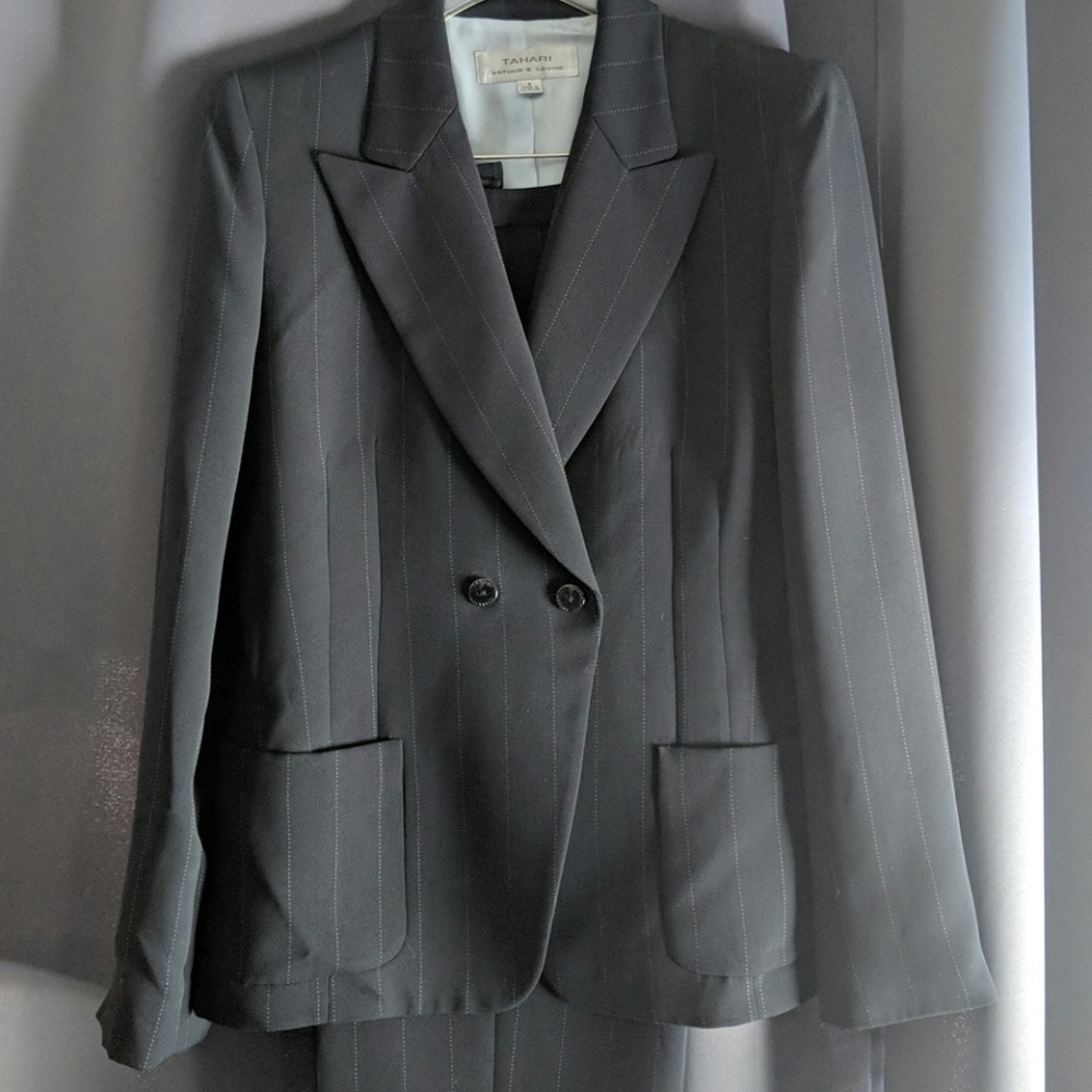 Tahari Navy Blue Women's Suit